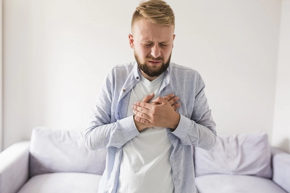 Soins chiropratiques pour le reflux acide - une solution sûre et efficace pour votre inconfort